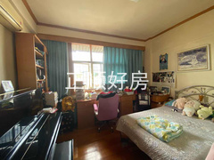 次卧