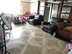 house_img