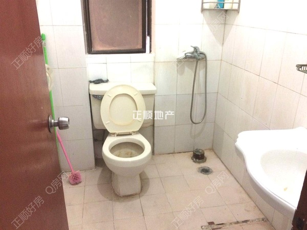 s7736A2AE316D4715924BE977D600DCA3.jpg