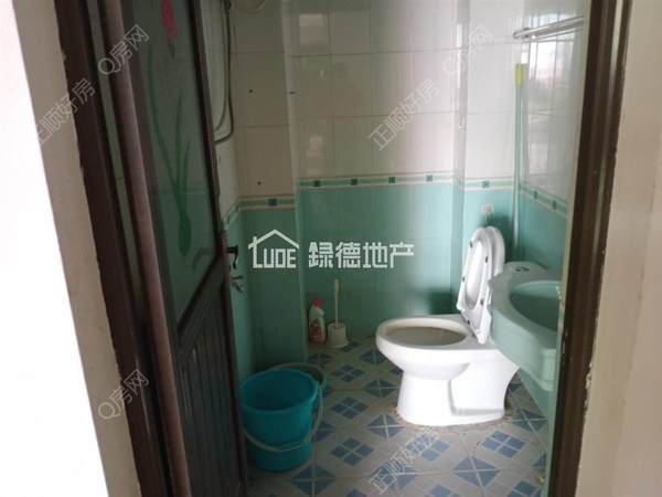 s79141A85A90B4B99A19D8684B125E727.jpg
