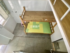 5号房客厅