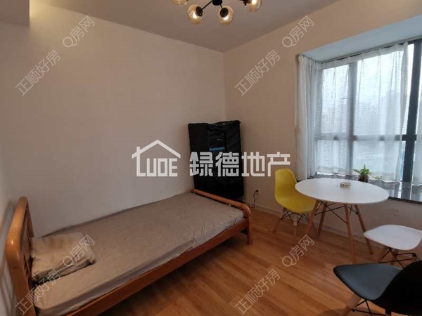 sB265A43C759D4533A709CC92050FF823.jpg
