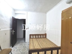 sEEFD1492D4C74CFFA8C8487046EA6ADE.jpg