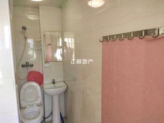 sF95DC36E0C894D5AB7C0CA1F18C4F8C0.jpg