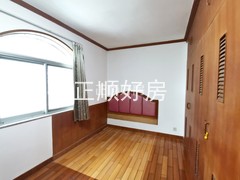次卧