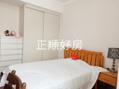 次卧