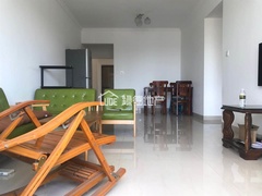 s0B893575966A4E9AA451C1AF4AB2BE68.jpg