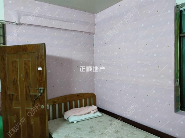 卧室
