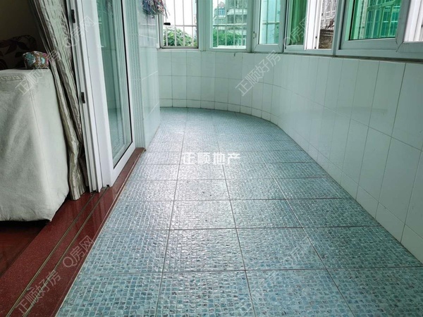 s8F44C0A154334DAABD084D6189E0CB36.jpg