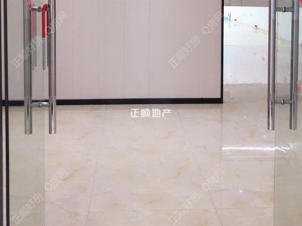 s97D580F33F334E7AA6E8D6DE147682DA.jpg