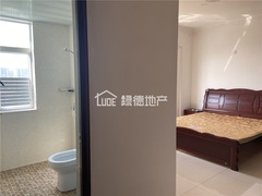 sAF4A778618D94E9798E809F94DD56024.jpg