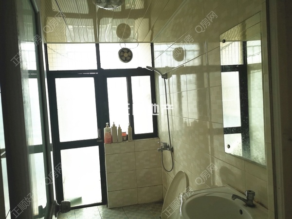 sDDC5BB9FBED7406082A375EDB24CC9FB.jpg