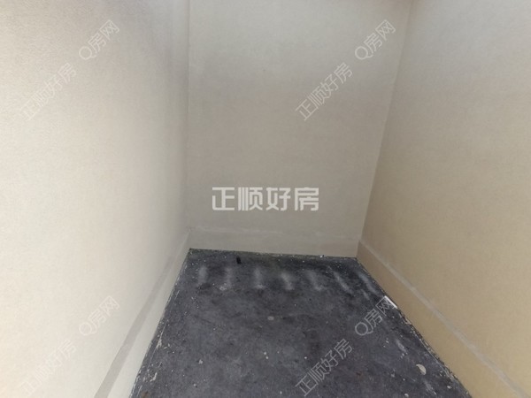 次卧