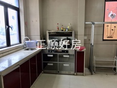 s4B19AA25530E4C56BBEEB21E0360F4A6.jpg