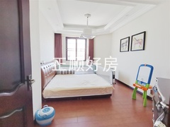首层次卧
