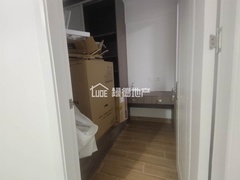 sABF6D5A064AE4E91B8A901308D741F5D.jpg
