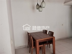sED36F9FD7AE042B183933EA72657F3A8.jpg
