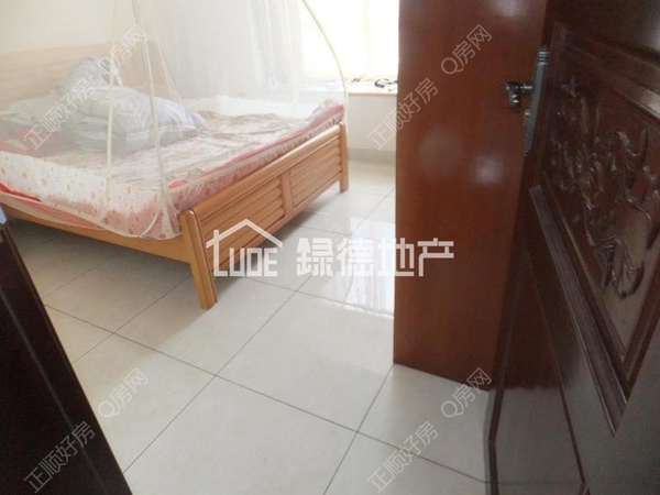 sFF155877E366475D908AF0D9C4E858B3.jpg