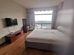 s0B18E5AAD3BA4827BD932CFE3EF1208D.jpg