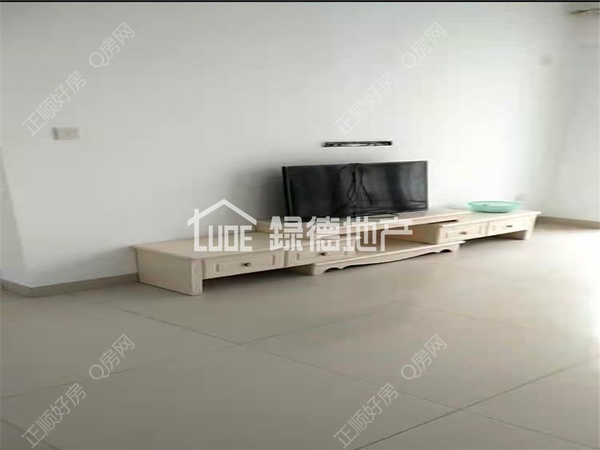 s3CC862276ECA4AFAA69FF78F0176982B.jpg