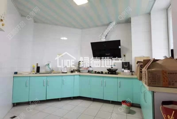 s6D29155F7F1047829CDF65A9414649F8.jpg