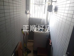 s74B0D8BC4DCB411DBE571EFD7294401A.jpg