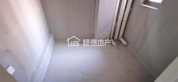s7E3FDCE69E574826A1E674C544049FFC.jpg
