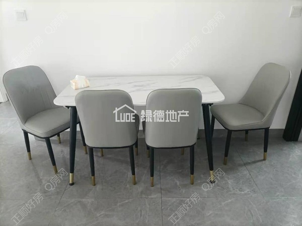 s84756AA1B6944D7AB523C455F0A5A1B6.jpg