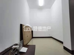 sF1962052724846BAA92F8368EAADDD48.jpg