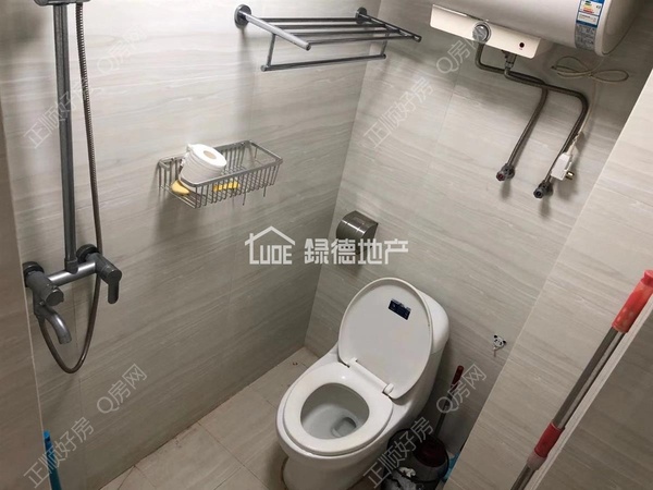 sF1F700C34609404B9EFC1B5194D93A1E.jpg