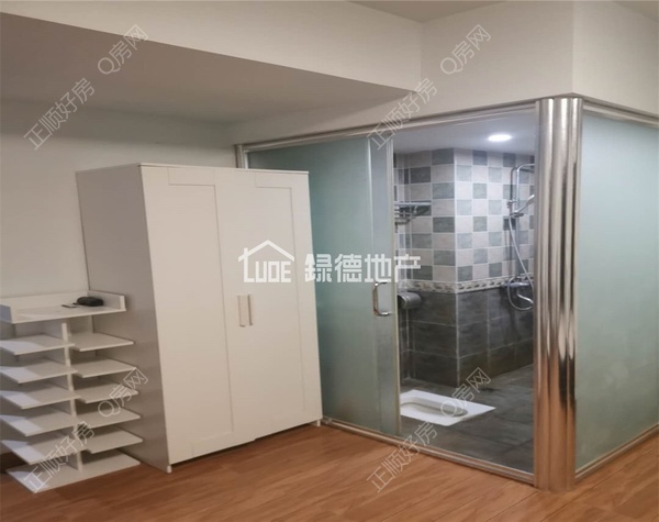 sFEF587AD27804A5FB2C0AE6E67166622.jpg