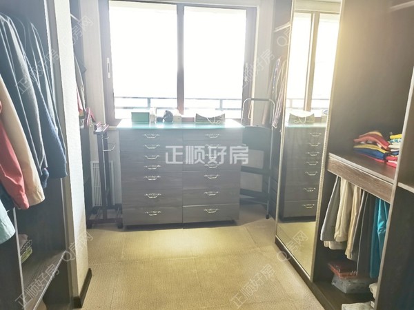 客厅