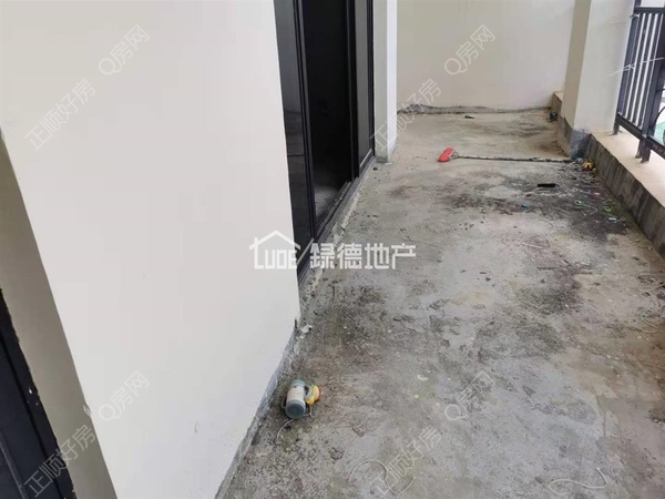 s064DCC4464D246468D965DAE70082940.jpg