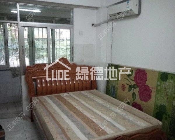 s358E20DAB32D49F9B80AA58644FB2842.jpg