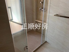 s37C26432602545F892297D5D55FEEE42.jpg