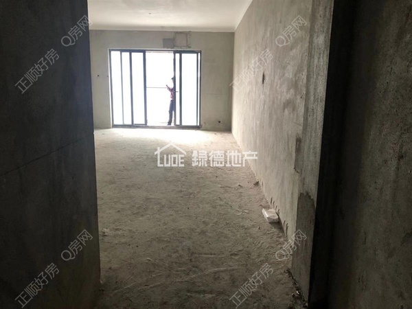 s3EDBEB7D55FB4FCDA52CAAE88A8637C6.jpg