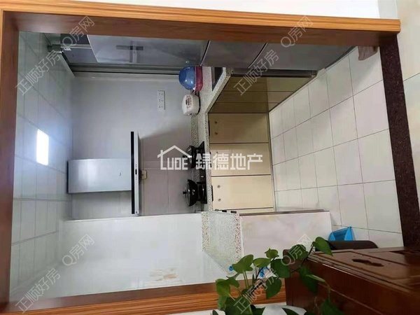 s65E2CDEAE84842D79A68B18969DEC5D2.jpg