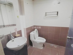 s6FA2414F66794440948D8FF66C4C1995.jpg