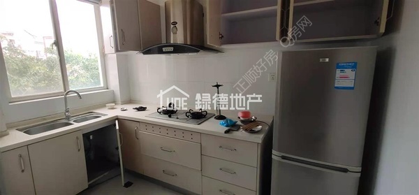 s93CC32B94217403583F7AA922BD11573.jpg