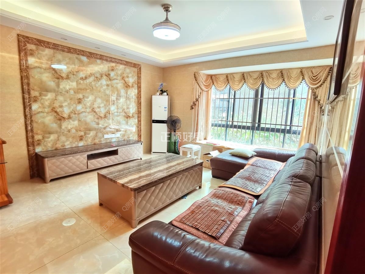 海岸南山 4房2厅2卫 精装 145.00平