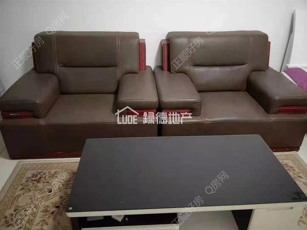 sB9B5BAE2C0DF4AF194BFAB2F5D460AB2.jpg
