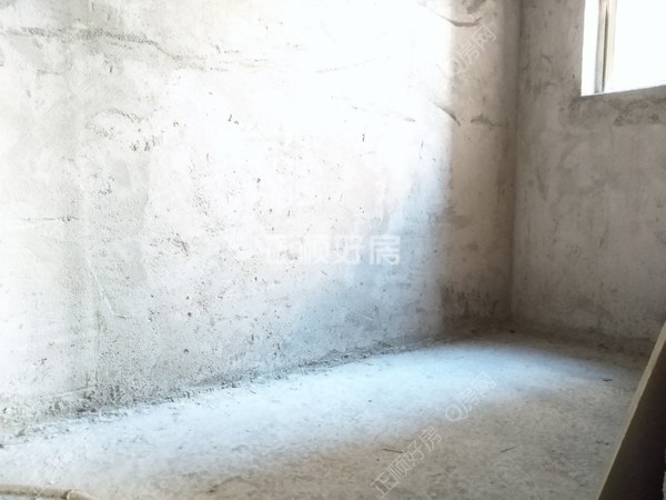 次卧