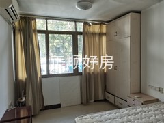 次卧