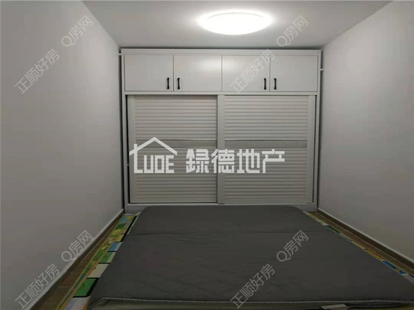 s055983A2B876475890D1FB8BD3DC4668.jpg