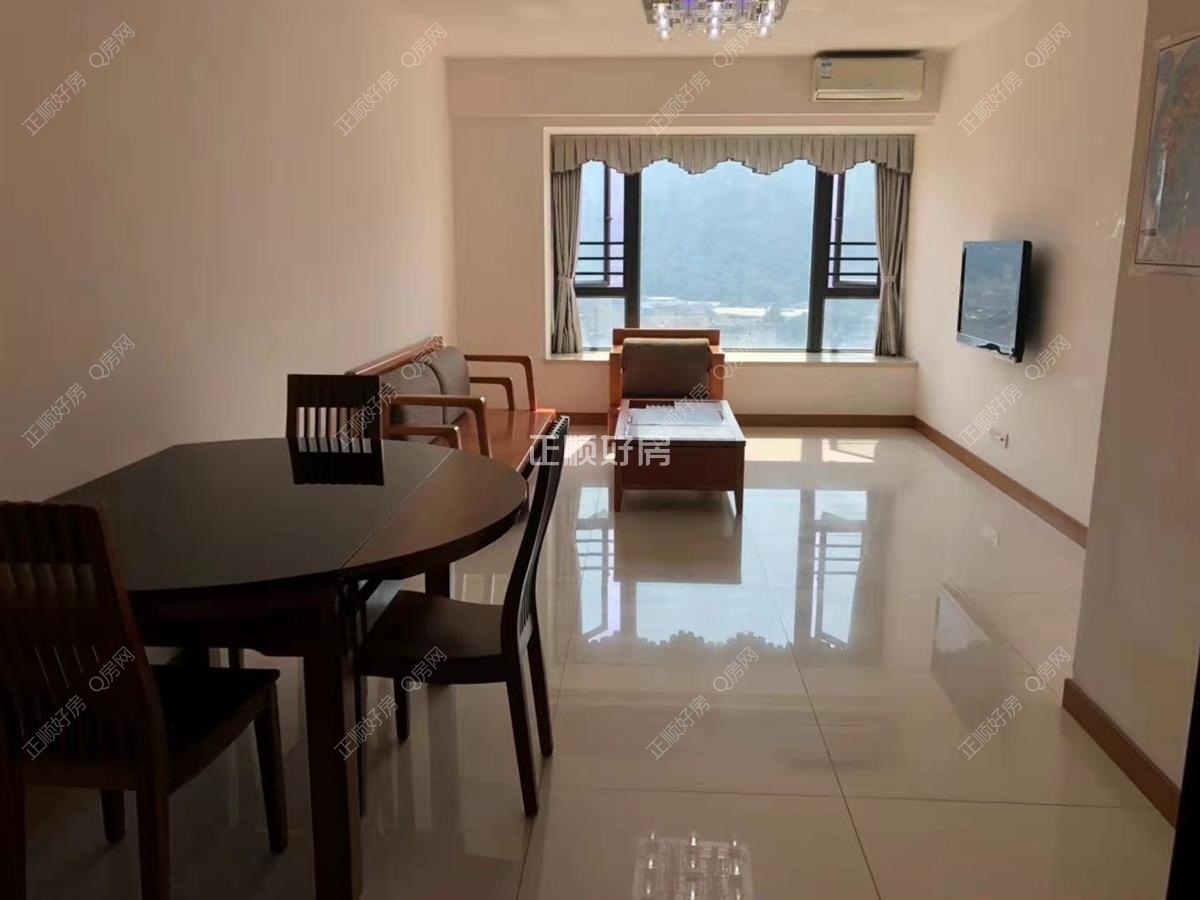 拱北口岸 华发世纪城四期89平 3房2厅1卫 东南向看山景