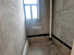 s92416282819E4118A1F6259C65D93A99.jpg