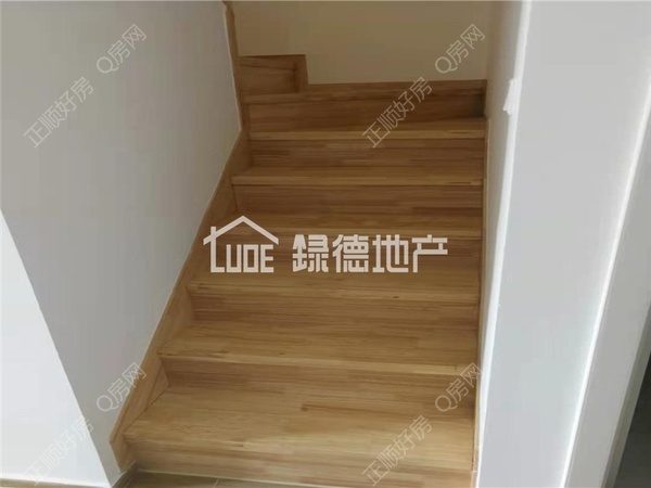 s97C9D11B310D4D0D80DAB093279E3934.jpg