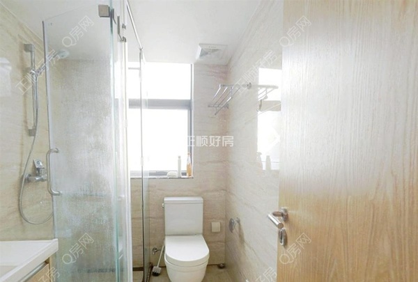 sAF6F65CD34A34347BD65E621631686AA.jpg