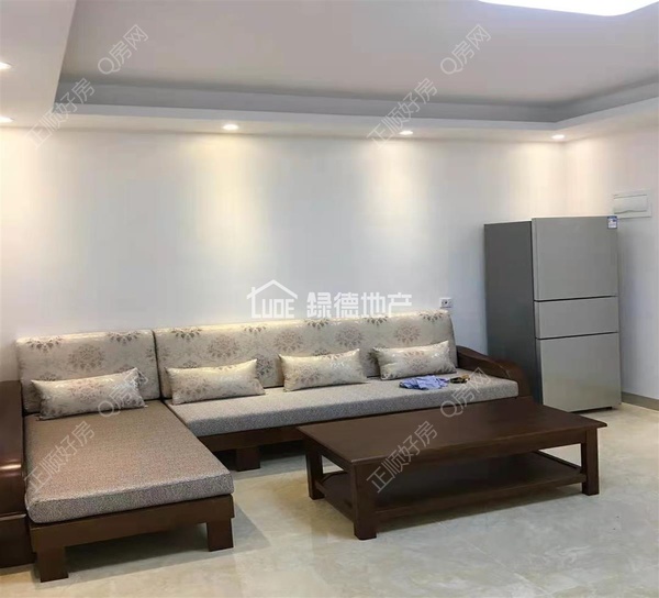 sBC39DCA0DDD44183A0AD1E1355FFDD58.jpg