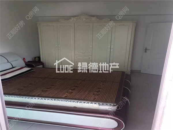 sE9DA316E3B7B4568ABC18BC4725FE229.jpg